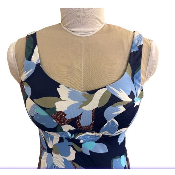 Athleta Bondi Bra Cup Tankini Swim Top Sz. 36 B/C Hero Bloom Blue - Picture 5 of 10